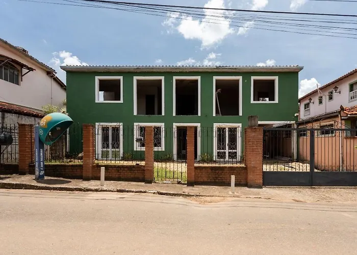 Casarao Espacoso A 800M Do Centro, Pet Friendly, 8 Pessoas, Garagem Para 3 Carros