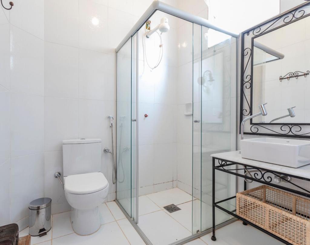 Apartment Casarao Espacoso A 800m Do Centro, Pet Friendly, 8 Pessoas, Garagem 3 Carros *