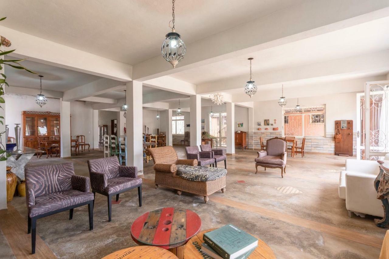 Casarao Espacoso A 800m Do Centro, Pet Friendly, 8 Pessoas, Garagem 3 Carros Apartment *